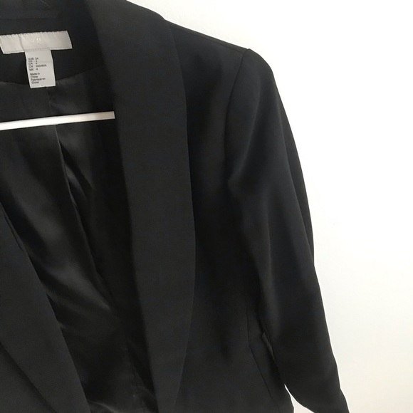 H&M black blazer - Picture 2 of 7